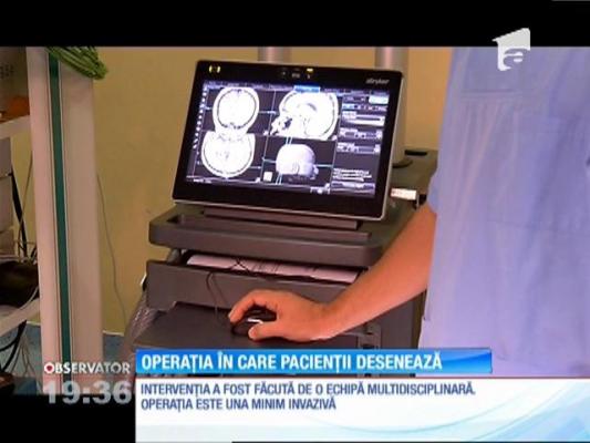 Medicii de la spitalul Colentina au operat o pacientă pe creier, aceasta fiind perfect conştientă