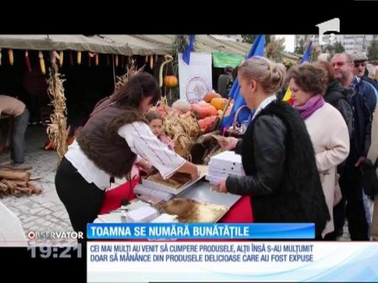 Mii de oameni la târgul ”Toamna Buzoiană”