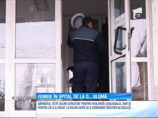 Şi-a lovit soţia cu maşina... în glumă