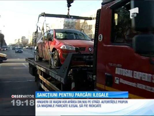 Pietonii fac slalom printre mașinile parcate pe trotuare