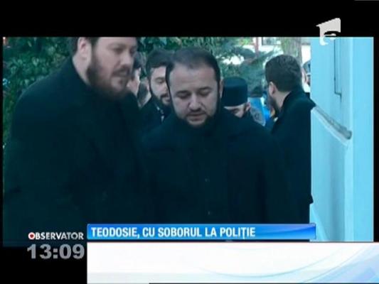 Arhiepiscopul Tomisului, din nou, cu armata de preoți la Poliție