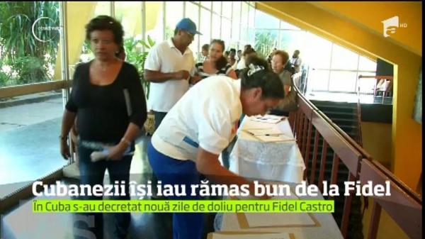 Cubanezii îşi iau rămas bun de la liderul istoric al revoluţiei, Fidel Castro
