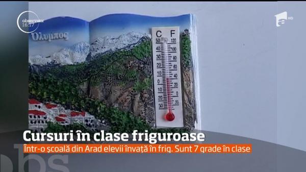 Elevii unei şcoli din Arad învaţă în clase în care temperaturile ajung, uneori, chiar şi la 7 grade Celsius