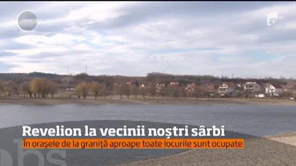 Foarte mulţi români vor trece în noul an în localurile din Serbia