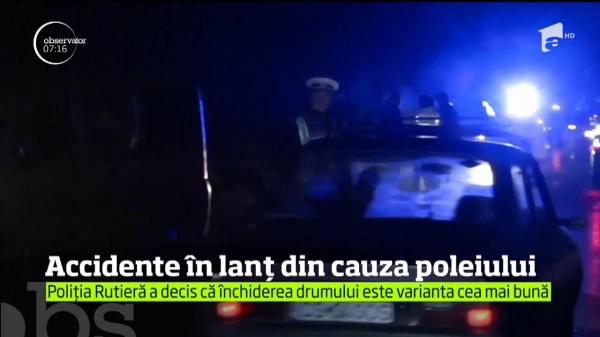 Accidente în lanț din cauza poleiului pe un drum judeţean din Caraş-Severin