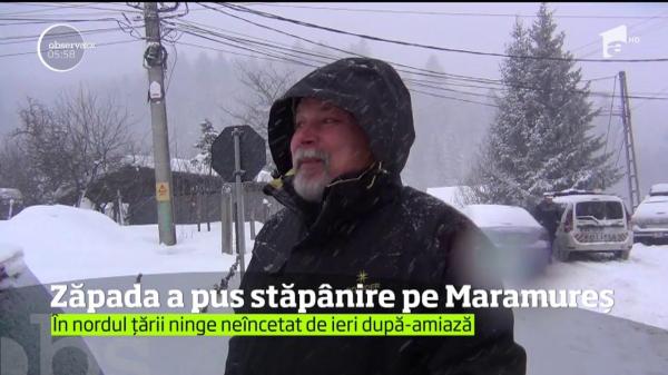 Iarna a pus stăpânire pe Maramureş: mai multe drumuri au fost acoperite de nămeţi