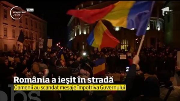 România a ieşit în stradă. În toate oraşele mari ale ţării oamenii au protestat