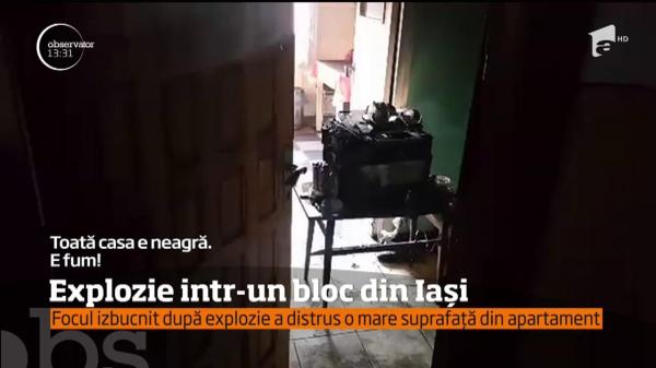 Explozie într-un bloc din Iaşi. E posibil ca focul să fi fost declanşat de o combină muzicală uitată în priză