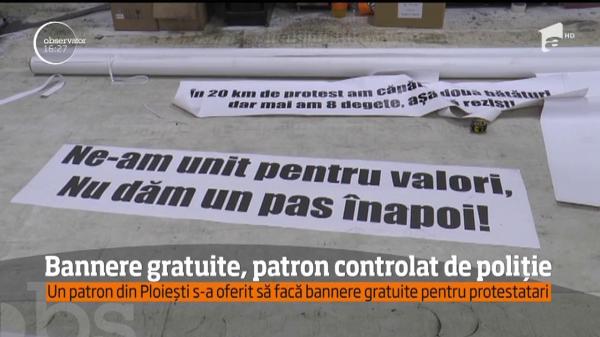 A făcut bannere gratuite pentru protestatari şi s-a trezit cu control de la Poliţia Economică