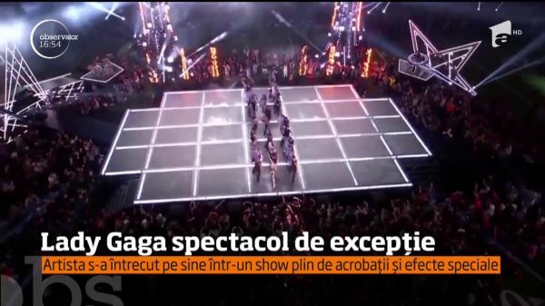 Lady Gaga a făcut un spectacol de excepţie la deschiderea Super Bowl 2017