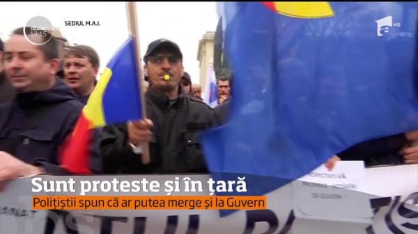 Protestul de amploare al oamenilor legii! Două mii de poliţişti au ieşit în faţa Ministerului de Interne