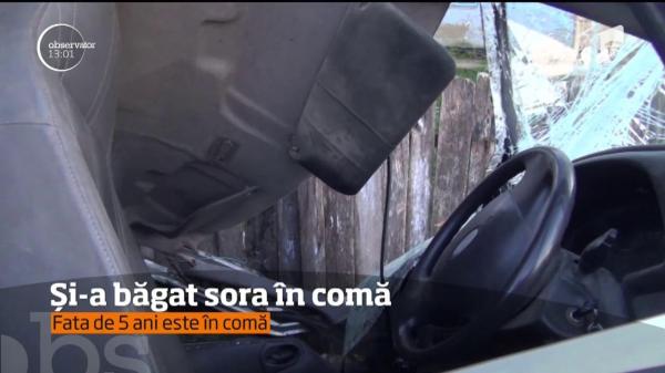 Un băiat de 15 ani şi-a băgat sora în comă. Micuţa s-a lovit la cap, după ce fratele ei a furat maşina părinţilor şi a făcut accident