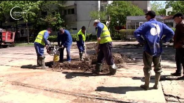 O groapă IMENSĂ a apărut, peste noapte, în plin centrul Brăilei!