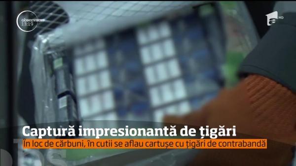 Descoperire uluitoare la vama cu Ucraina. Zeci de mii de cartuşe de ţigări, ascunse în cutii de CĂRBUNI DE GRĂTAR (VIDEO)