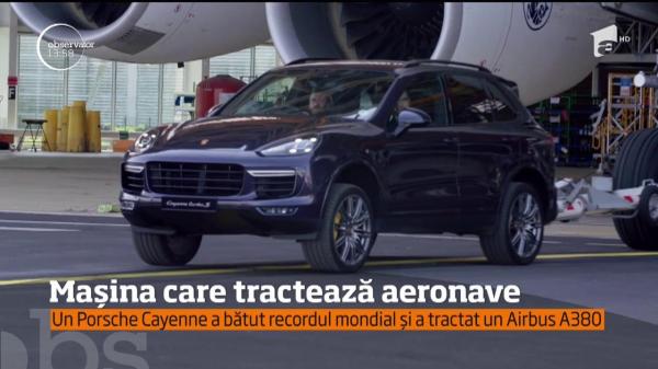 Maşina care bate un nou record mondial! Un automobil a tractat cea mai grea AERONAVĂ