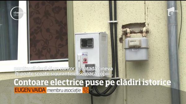 În judeţul Sibiu s-au montat contoare electrice pe faţadele unor case monument istoric