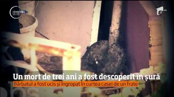 POVESTE DE GROAZĂ! O mamă în vârstă de 83 de ani a ascuns trei ani că unul dintre cei tre fii ai ei fusese ucis şi îngropat în curte, chiar de fratele lui