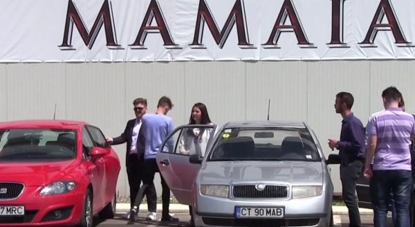 Absolvenţii de liceu din Constanţa au defilat prin oraş la volanul maşinilor personale!