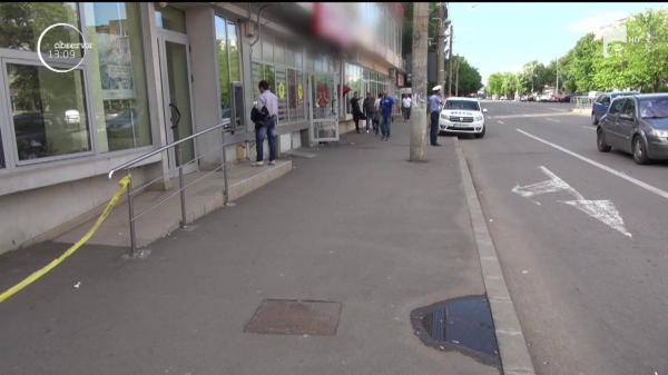 Alertă maximă la Brăila! Încă un tânăr a fost înjunghiat de un prieten! Poliţia este pe urmele agresorului (VIDEO)