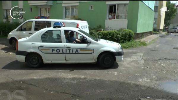 Adolescentul de 16 ani care s-a aruncat de pe bloc la Piatra Neamţ a lăsat în urma lui o scrisoare în limba engleză, de cinci pagini