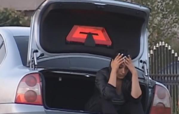 Momente de coşmar în Gorj. O tânără şoferiţă a fost la un pas să ucidă o familie aflată în vacanță!