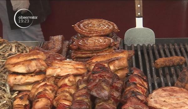 În parcul Tei din Capitală, bucureștenii au putut savura bucate din Maramureș sau Moldova