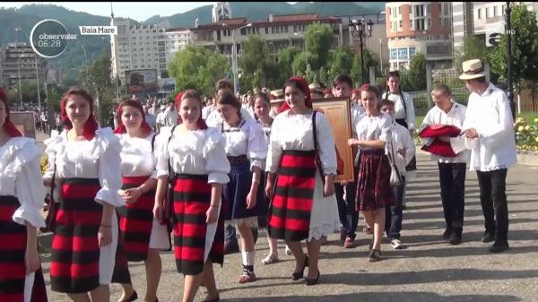 Sărbătoare mare pentru credincioşi! Tradiţiile de Rusalii sunt păstrate cu sfinţenie de unii români