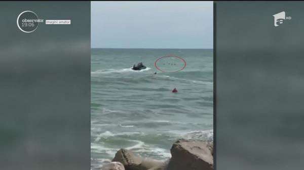 SCENE DRAMATICE la Eforie, unde DOI COPII şi cei trei salvamari care încercau să-i scoată din apă au fost LA UN PAS SĂ MOARĂ înecaţi