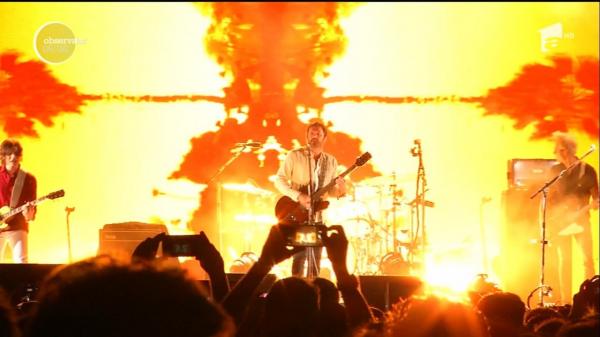 Show incendiar la Arena Naţională! Kings of Leon au umplut un stadion întreg. Fanii au venit din toate colţurile ţării