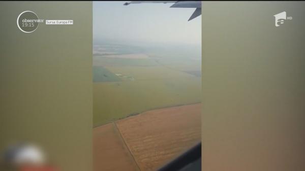 Panică la bordul unui avion decolat de pe Otopeni! Flăcuri la unul dintre motoarele aeronavei cu 135 de pasageri