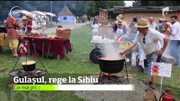 Cei mai pricepuţi bucătari s-au întrecut la un concurs de preparat gulaş, în Sibiu