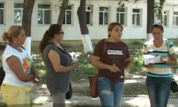 Detalii sfâşietoare în cazul femeii din Vaslui care a intrat în comă, după ce medicul i-a făcut doar o clismă şi a trimis-o acasă. Fiul ei are leucemie