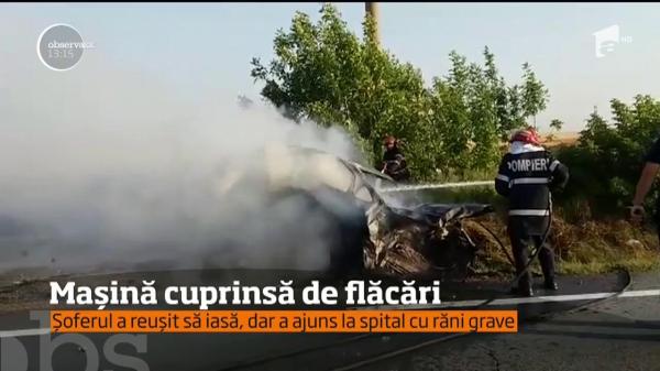 O maşină a ars în totalitate, pe o şosea din Olt. Şoferul s-a salvat in extremis