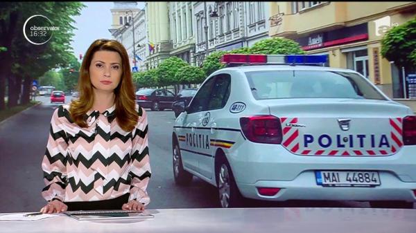 La furat pe litoral! Un adolescent a fost prins în timp ce spărgea o maşină