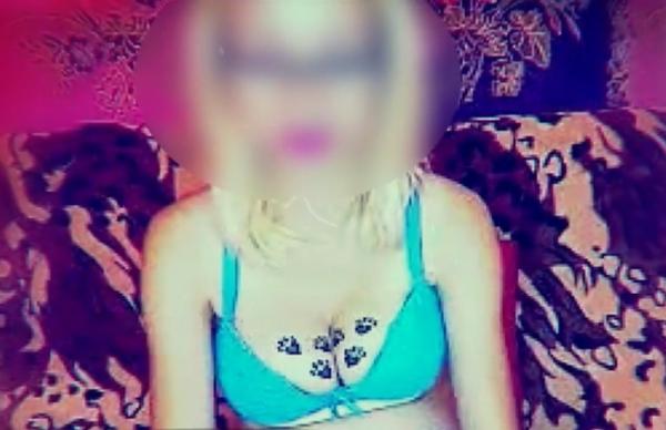 ULUITOR! Cum a fost prinsă tânăra mamă din Bacău care făcea videochat abuzându-şi fiica de doar 9 luni. I-a şocat şi pe poliţişti!