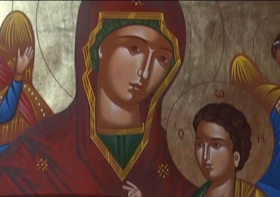 Tratament Dumnezeiesc la Spitalul de Boli Pulmonare din Sibiu! Pacienţii se roagă la o icoană făcătoare de minuni