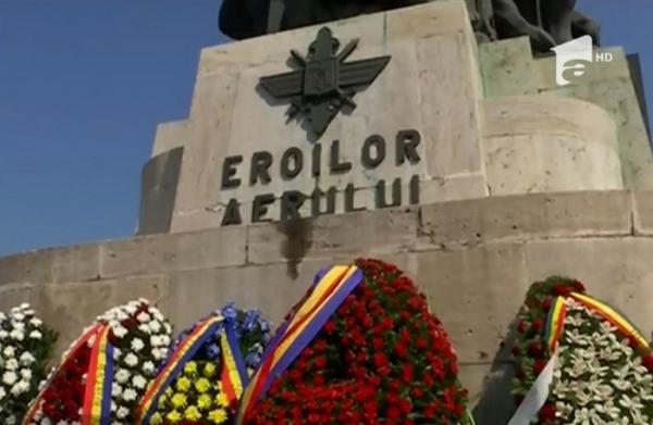 Klaus Iohannis, ”uitat” de Ministerul Apărării. Preşedintele nu a fost invitat la Ziua Forţelor Aeriene