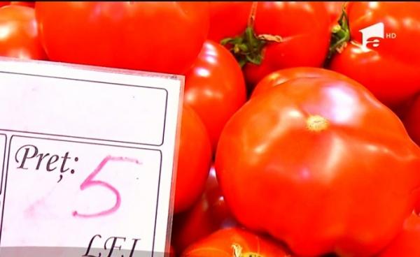 Românii, păcăliţi la piaţă! Roşiile turceşti se vând cu etichetă românească. Cum deosebim legumele autohtone de cele de import