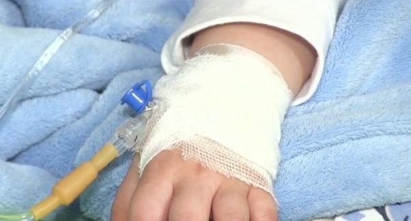 Rujeola mai ia o viaţă! Un bebeluş a pierdut lupta cu boala pe care a luat-o din spital