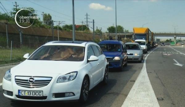 Ţeapa de la Podul Feteşti. Zeci de mii de şoferi amendați, deşi au plătit taxa de trecere prin sms