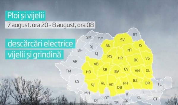 Fenomenele meteo EXTREME au luat în stăpânire România. Canicula e însoţită de furtunii şi vijelii violente