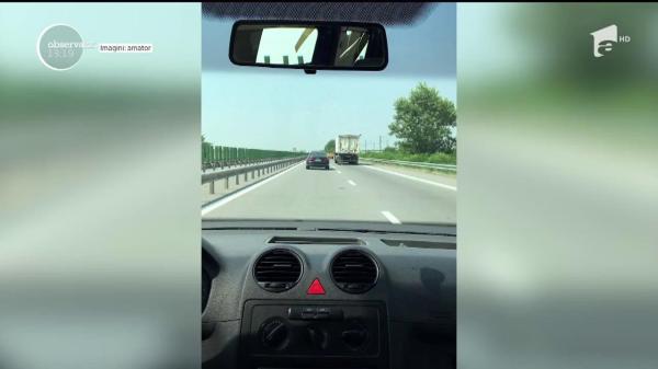 Asfaltul proaspăt turnat pe Autostrada Soarelui are deja denivelări. S-a înmuiat din cauza căldurii!