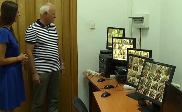 Ministrul Educaţiei vrea să doteze toate şcolile din România cu sisteme de supraveghere video