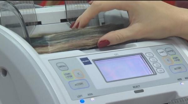 Guvernul mai pregăteşte ceva: firmele din România vor trebui să plătească TVA-ul într-un cont separat