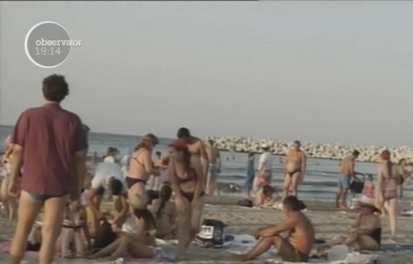 Zi neagră la malul mării! Un bărbat a murit pe o plajă din Constanţa, după ce s-a aventurat în valuri (VIDEO)