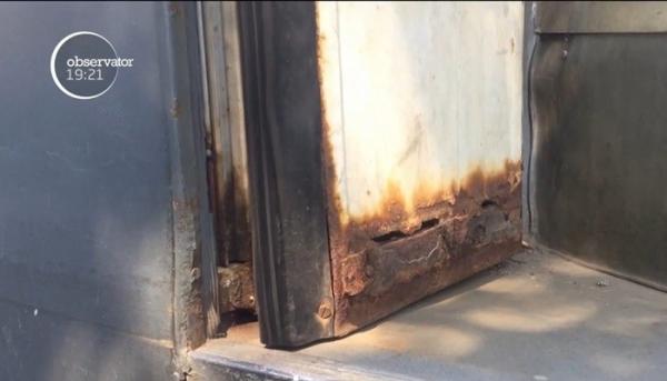 Incendiul de pe Linia 25, un dezastru anunţat. În Bucureşti, încă circulă tramvaie din 1973!