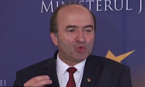 Tudorel Toader a anunţat când va fi făcut public proiectul controversatelor legi ale justiţiei