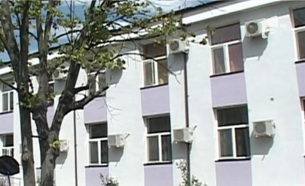 Pericol de INCENDIU la centrul de plasament de la Târgu Cărbuneşti! Viaţa a 20 de copii este pusă în pericol, NONSTOP!