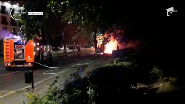 Vacanţă cu final înfiorător, la Mamaia. O copilă de 6 ani a pierit în rulota familiei, mistuită de flăcări. Fratele ei mai mic, salvat în ultima clipă