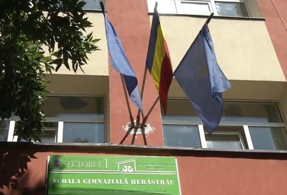 Scandal la o şcoală de top! În loc de 3 clase, acum sunt 8, pentru că prea mulţi părinţi au vrut să-şi înscrie copiii și au plătit pentru asta